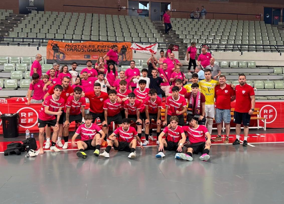 Equipo completo Athletic Club Móstoles